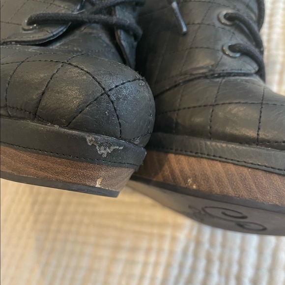 Seychelles Quilted Wedge Bootie - Picture 7 of 9